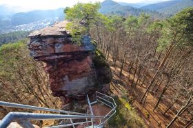 Römerfelsen in Dahn - Foto: Kurt Groß, kgp