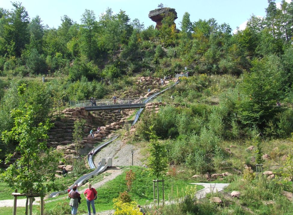 Riesenrutsche im Erlebnispark Teufesltsich - Foto: Jacques Noll
