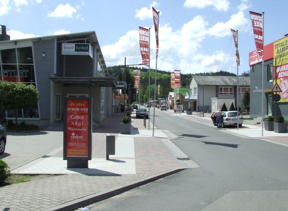 Schuhmeile Hauenstein - Foto: Manfred Kuntz