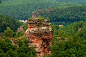 Blick auf den Büttelfelsen - Foto: Kurt Groß