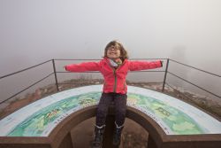 Orientierungstafel auf der Hohenbourg - Foto: Kurt Groß