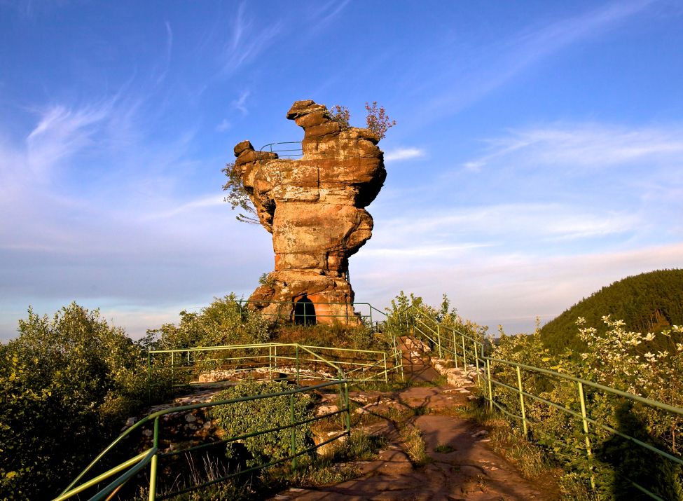 Burgruine Drachenfels - Foto: Kurt Groß